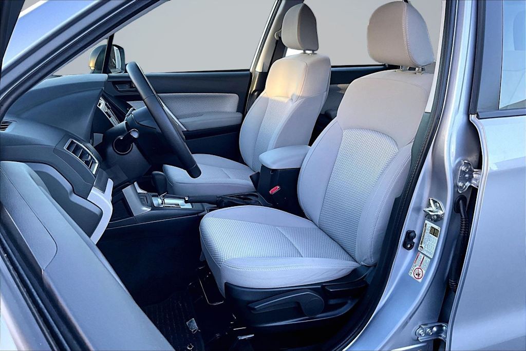 Thumbnail: 2017 Subaru Forester - 10