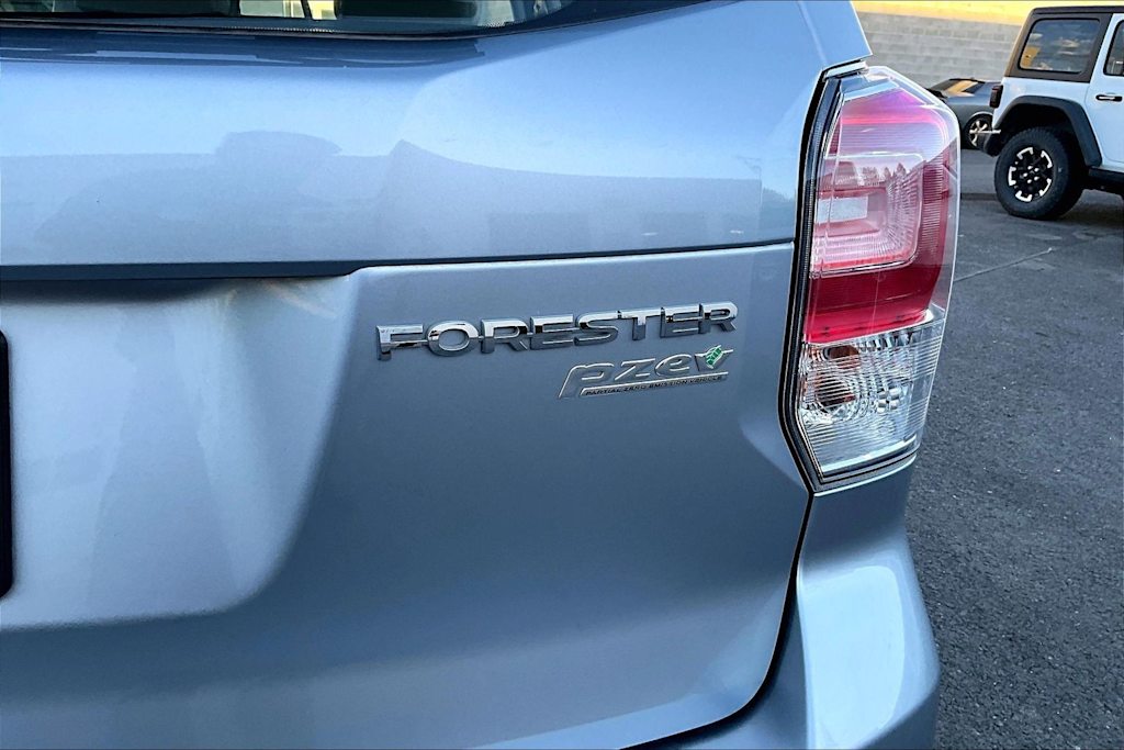 Thumbnail: 2017 Subaru Forester - 20