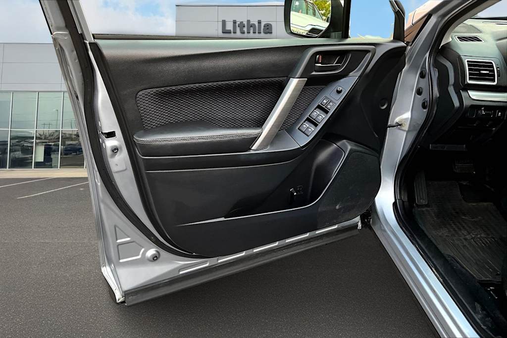 Thumbnail: 2018 Subaru Forester - 28