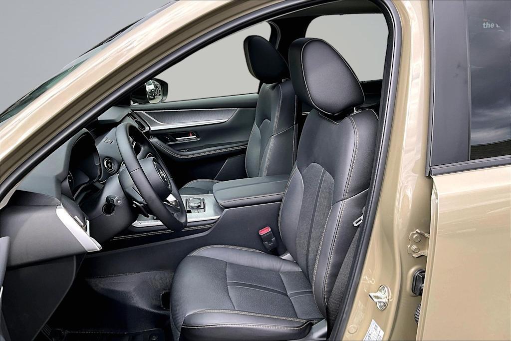 Thumbnail: 2025 Mazda CX-70 - 11