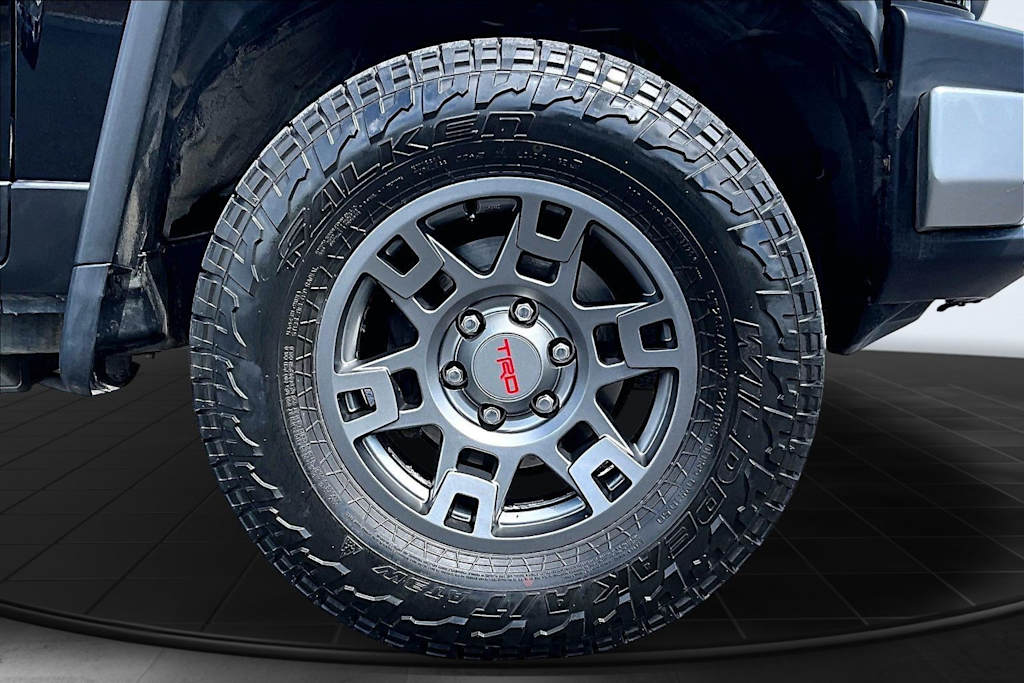 Thumbnail: 2014 Toyota FJ Cruiser - 33