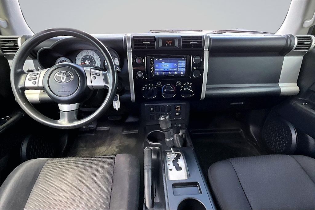 Thumbnail: 2014 Toyota FJ Cruiser - 10