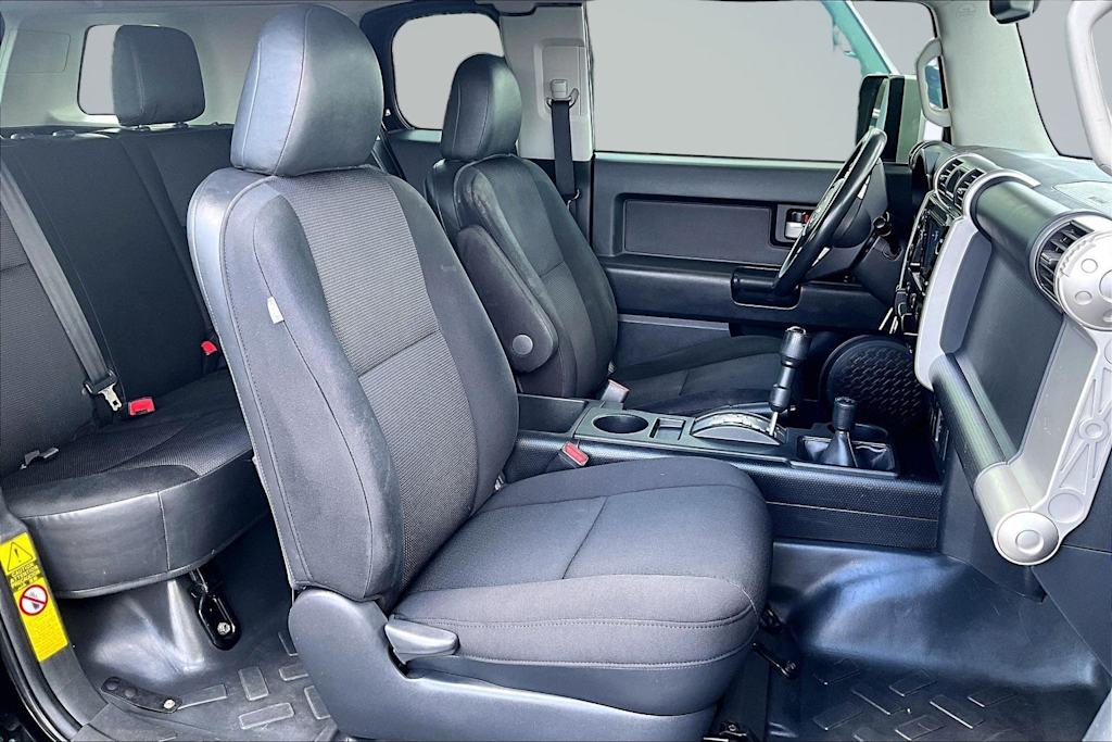 Thumbnail: 2014 Toyota FJ Cruiser - 20