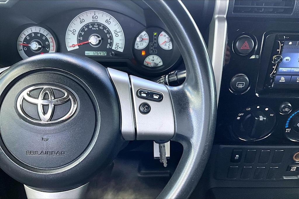 Thumbnail: 2014 Toyota FJ Cruiser - 26
