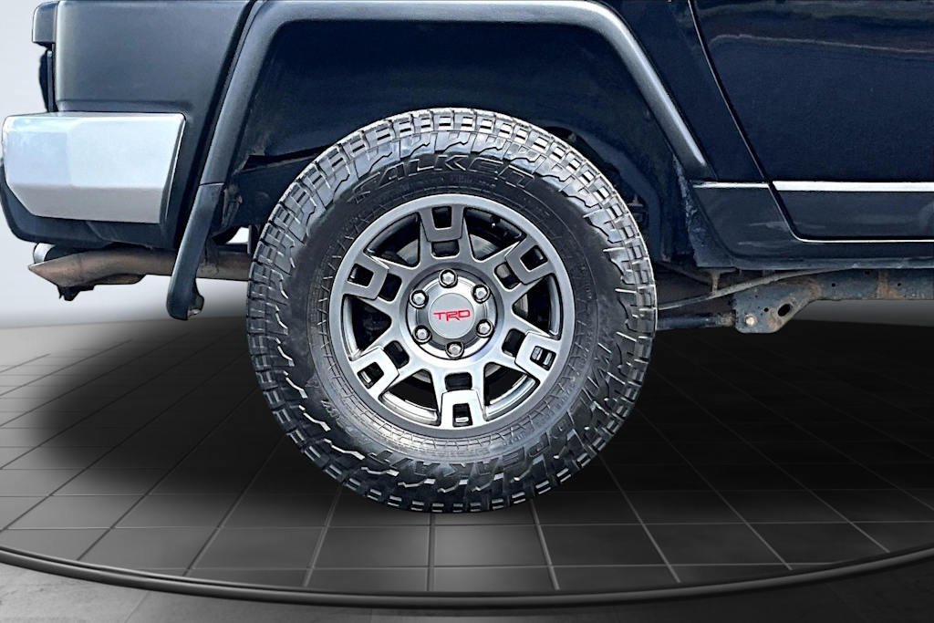Thumbnail: 2014 Toyota FJ Cruiser - 35