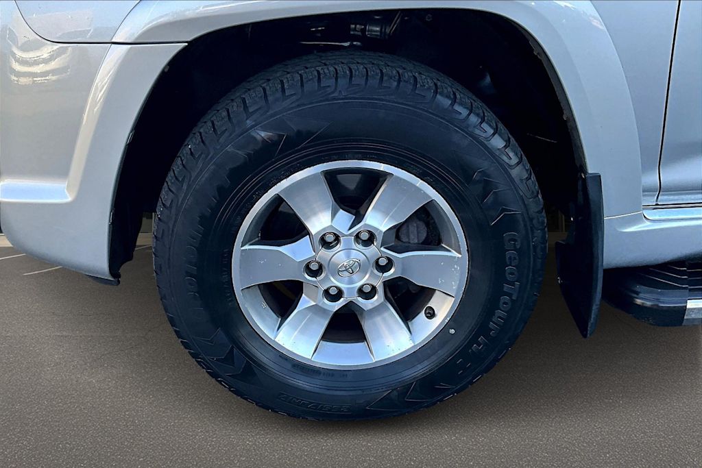 Thumbnail: 2012 Toyota 4Runner - 8