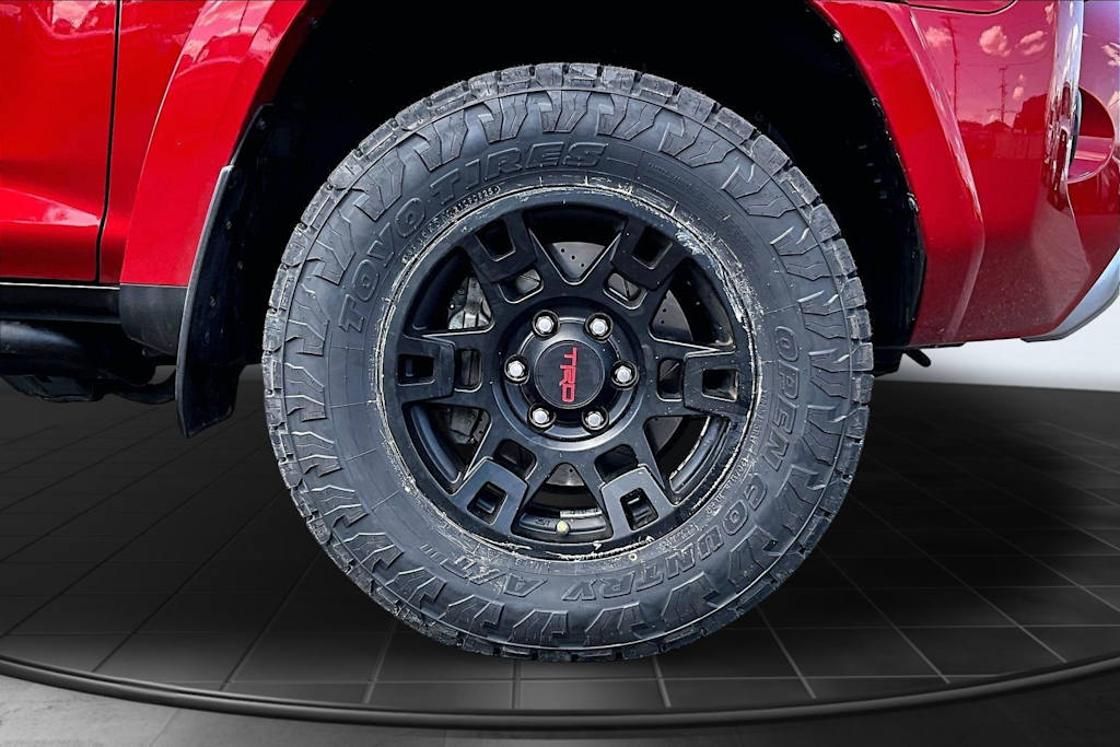 Thumbnail: 2019 Toyota 4Runner - 34