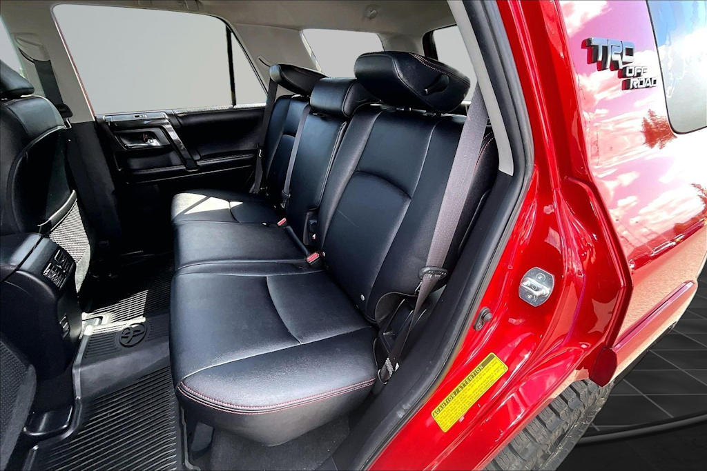 Thumbnail: 2019 Toyota 4Runner - 21