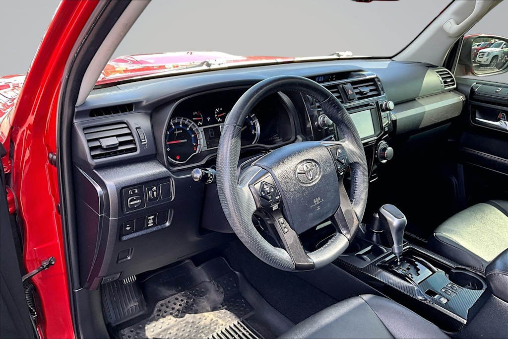 Thumbnail: 2019 Toyota 4Runner - 2