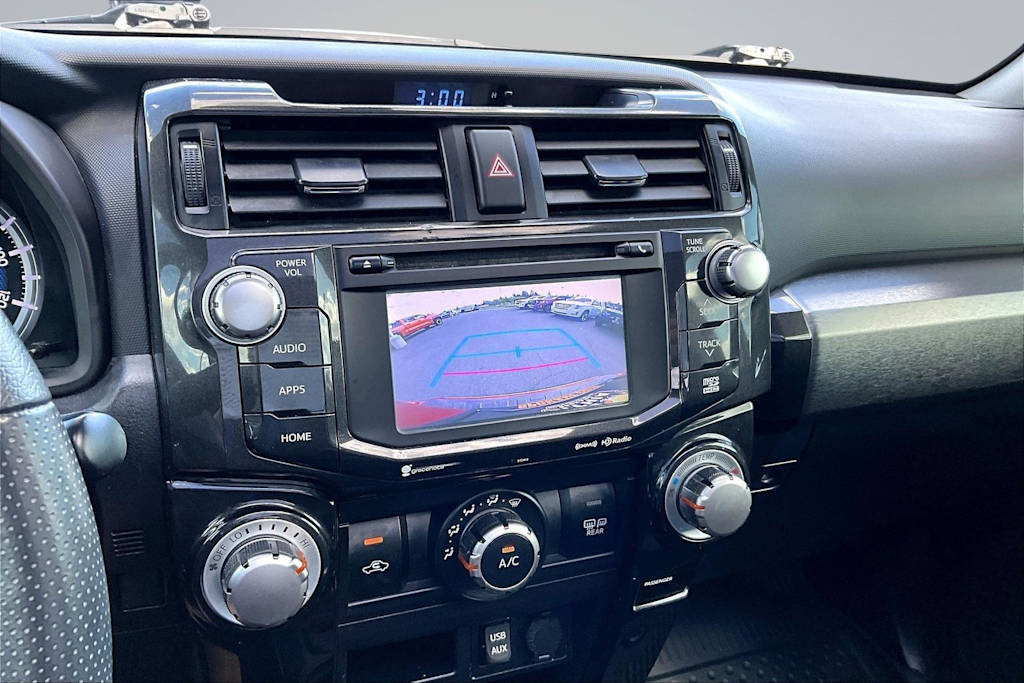 Thumbnail: 2019 Toyota 4Runner - 27