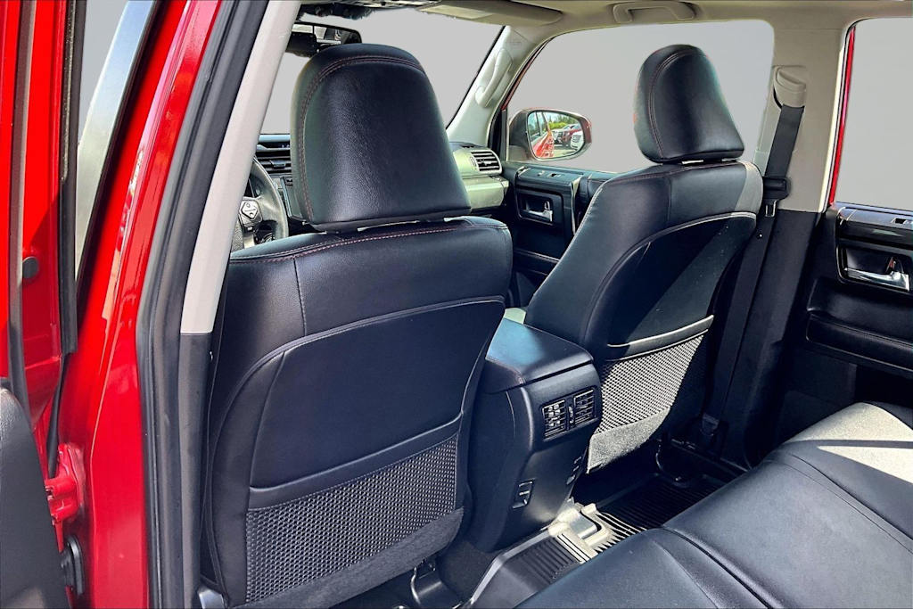 Thumbnail: 2019 Toyota 4Runner - 13