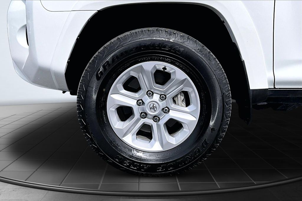 Thumbnail: 2024 Toyota 4Runner - 8