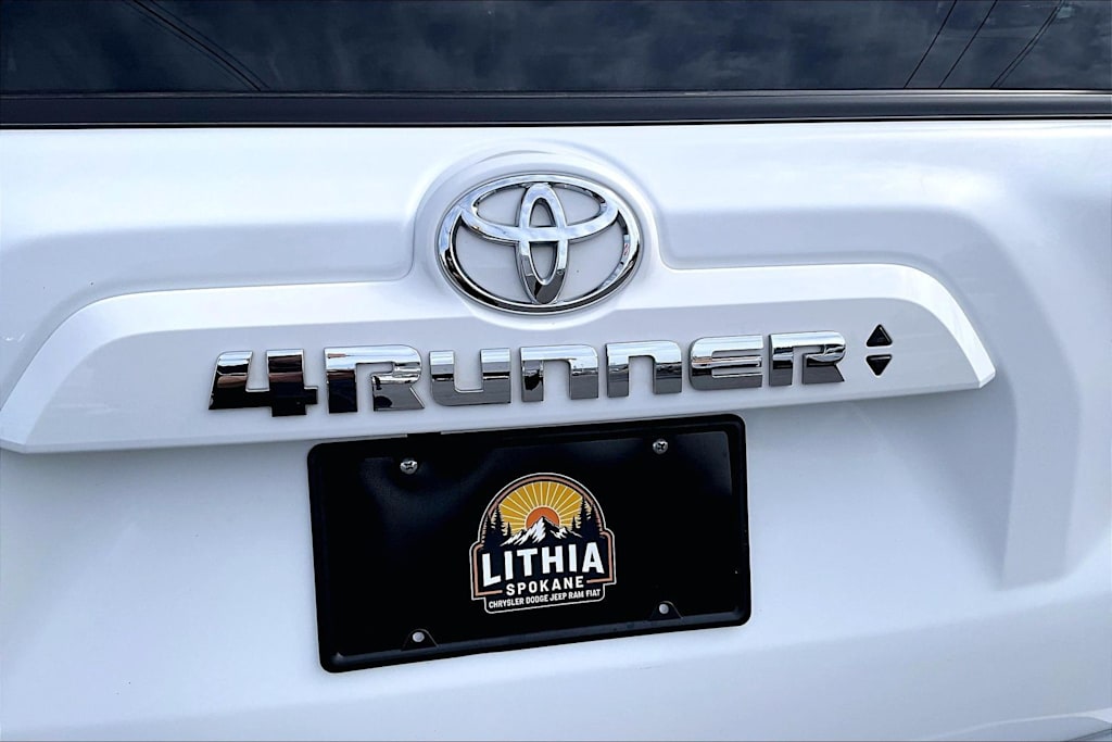 Thumbnail: 2024 Toyota 4Runner - 7