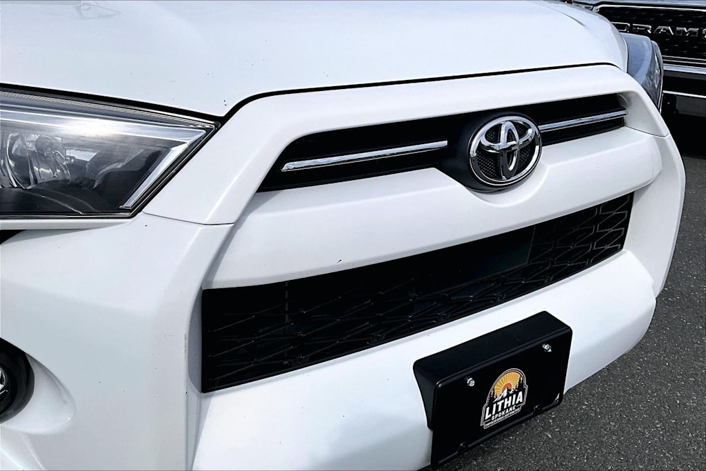 Thumbnail: 2024 Toyota 4Runner - 33