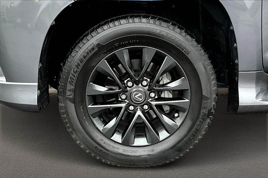 Thumbnail: 2023 Lexus GX - 8