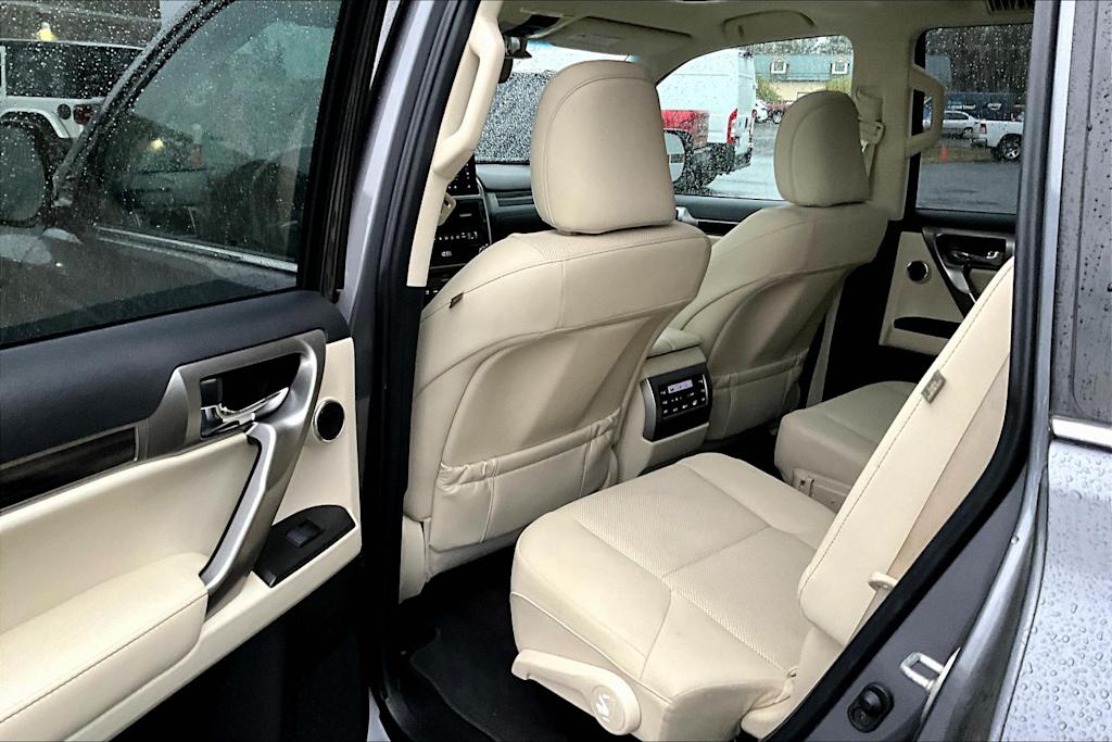 Thumbnail: 2023 Lexus GX - 13