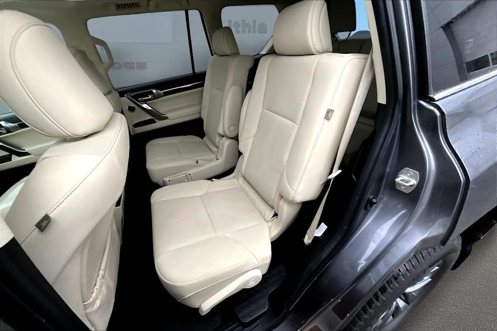 Thumbnail: 2023 Lexus GX - 21