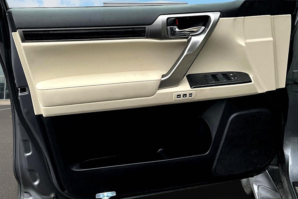 Thumbnail: 2023 Lexus GX - 29