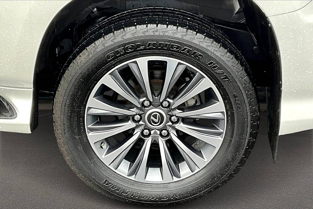 Thumbnail: 2023 Lexus GX - 36