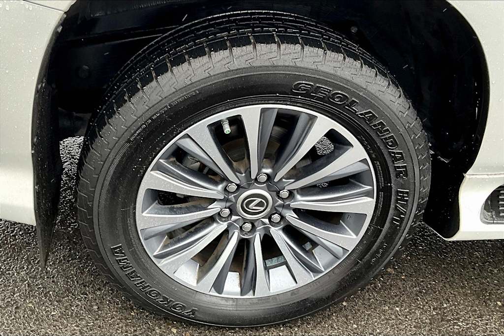 Thumbnail: 2023 Lexus GX - 35