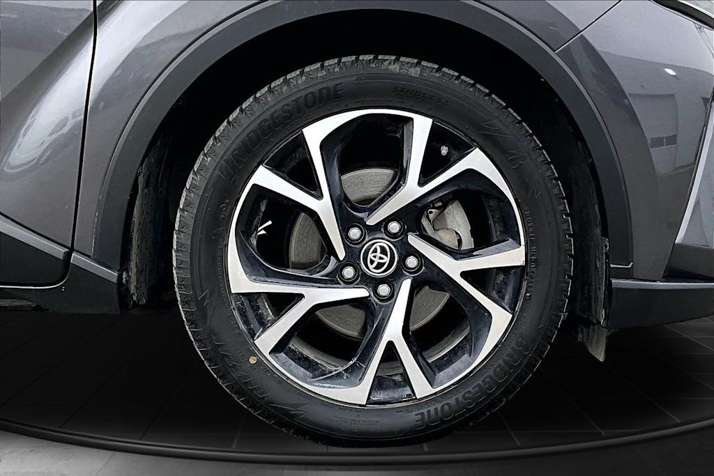 Thumbnail: 2022 Toyota C-HR - 34