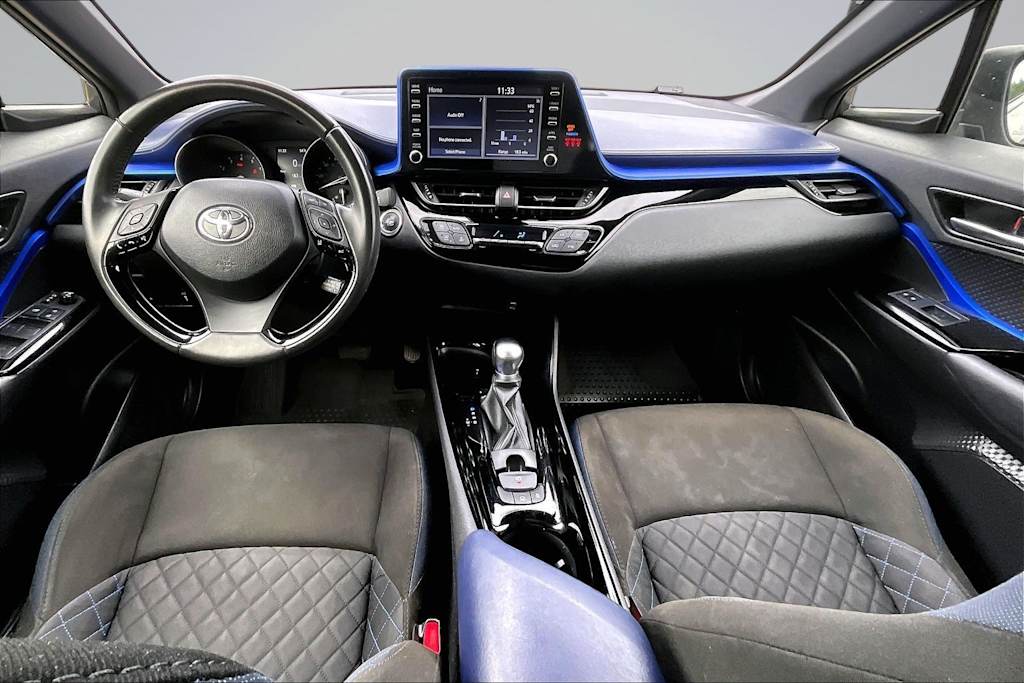 Thumbnail: 2022 Toyota C-HR - 10