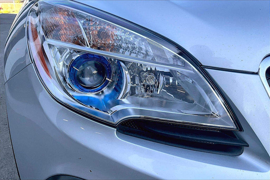Thumbnail: 2015 Buick Encore - 31