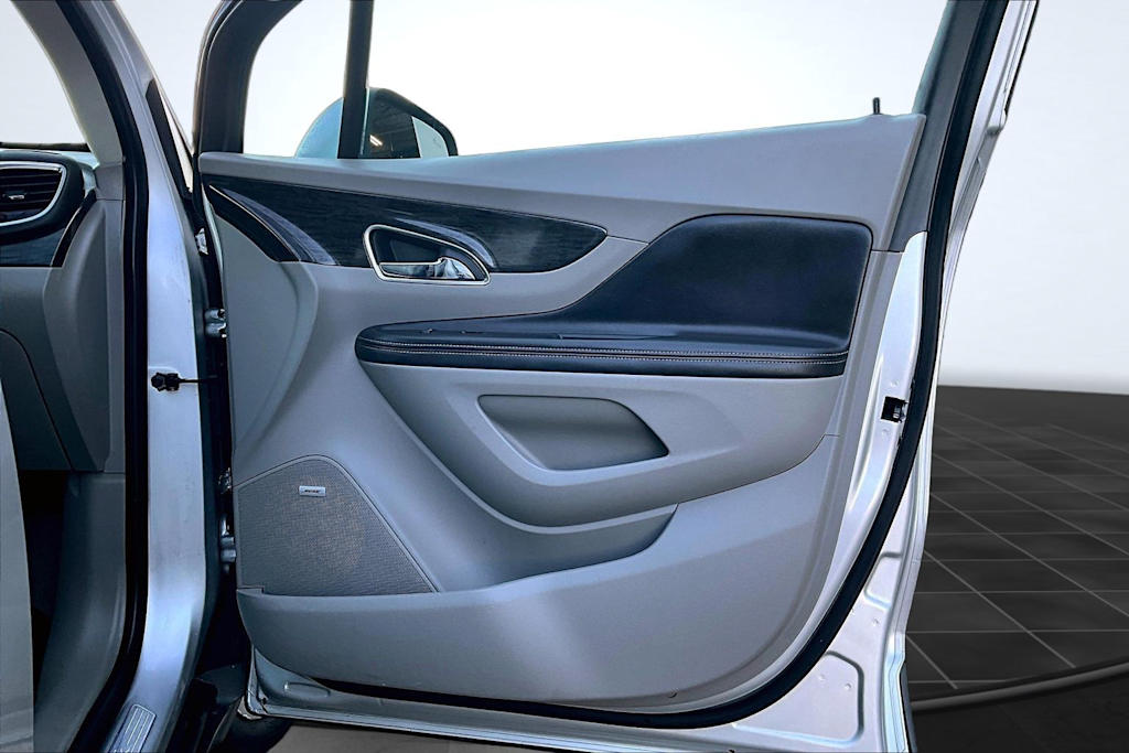 Thumbnail: 2015 Buick Encore - 29