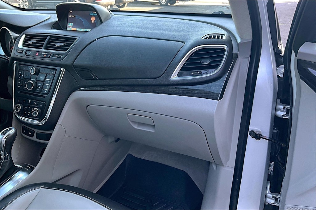 Thumbnail: 2015 Buick Encore - 24