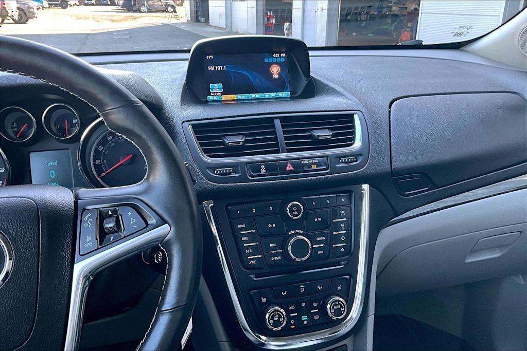 Thumbnail: 2015 Buick Encore - 15