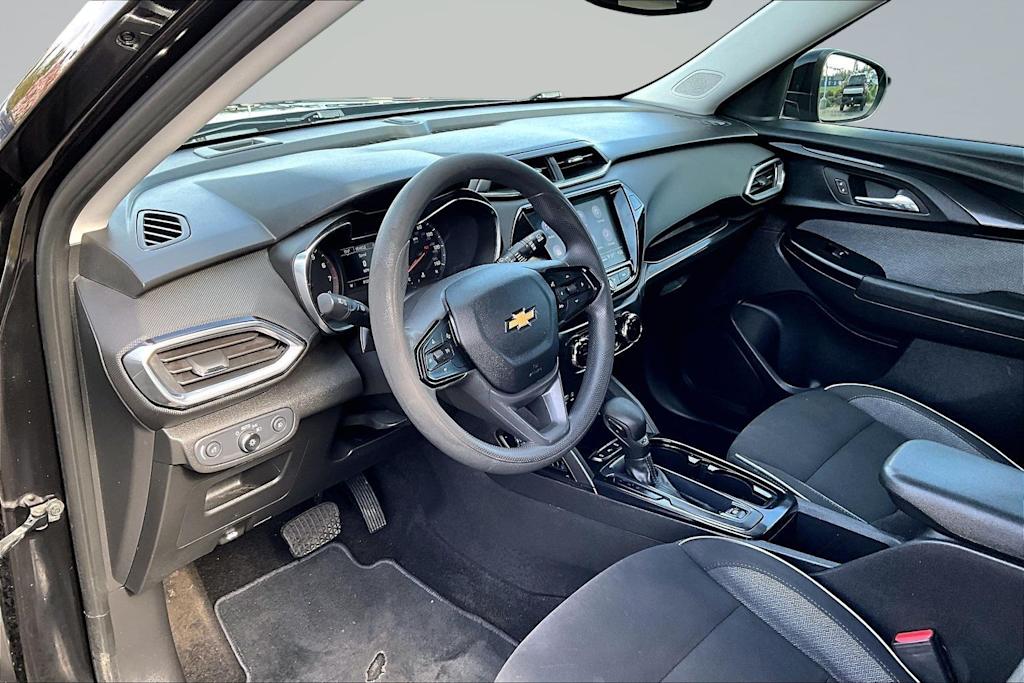 Thumbnail: 2023 Chevrolet TrailBlazer - 2