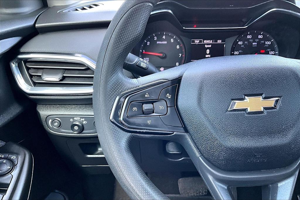 Thumbnail: 2023 Chevrolet TrailBlazer - 26