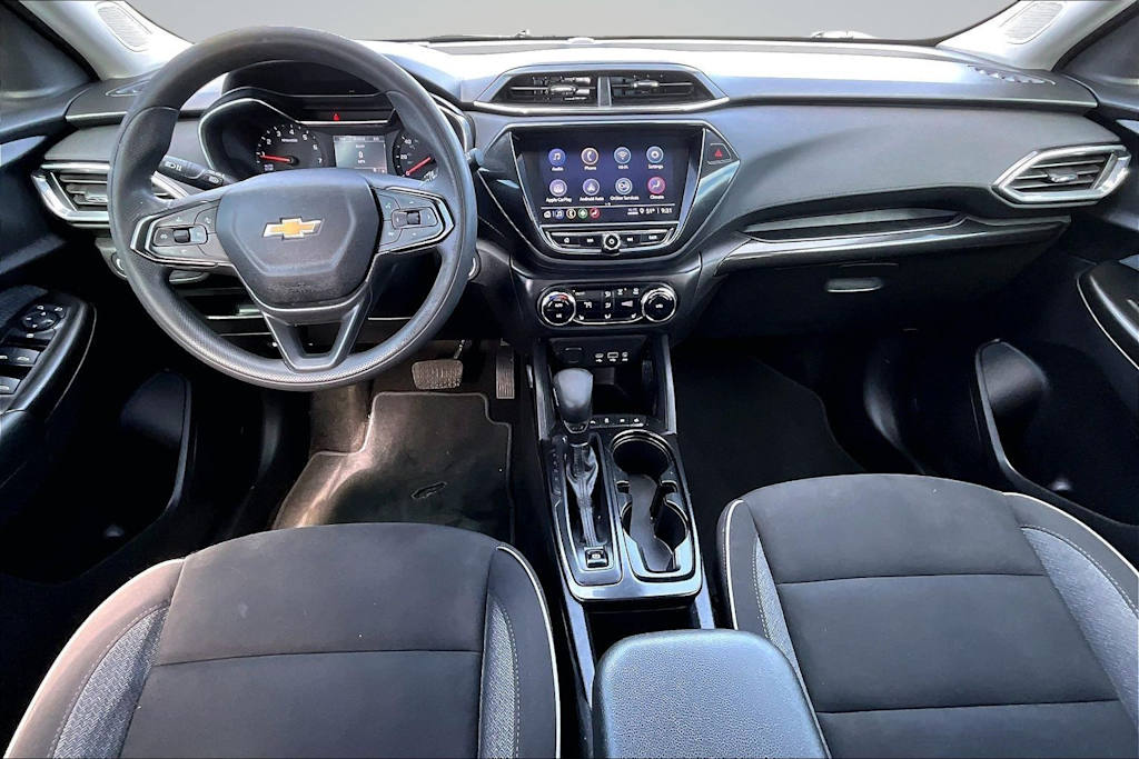 Thumbnail: 2023 Chevrolet TrailBlazer - 10