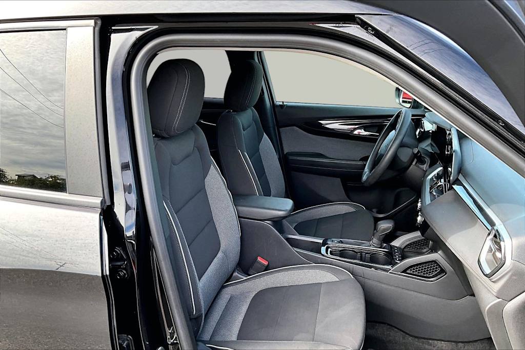 Thumbnail: 2024 Chevrolet TrailBlazer - 21