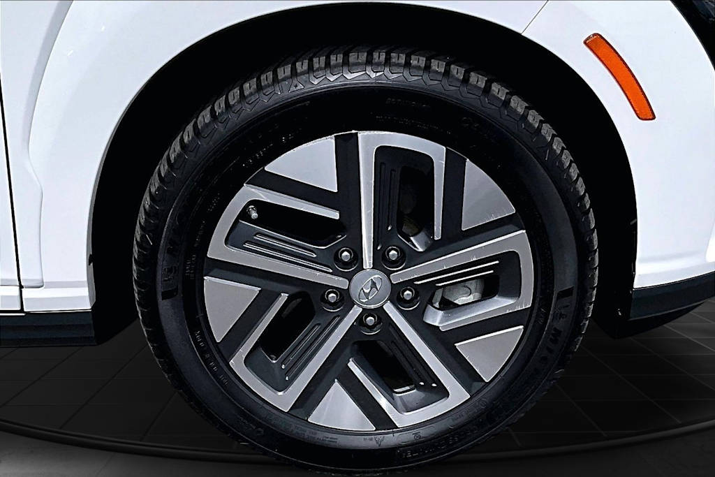 Thumbnail: 2023 Hyundai Kona - 34