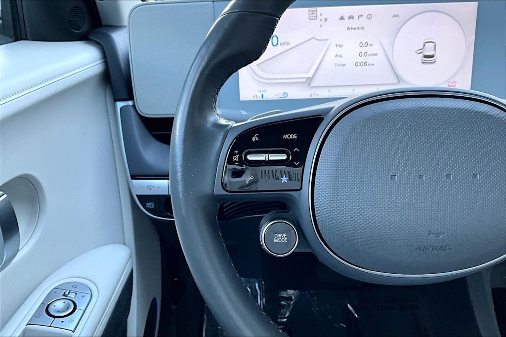 Thumbnail: 2023 Hyundai Ioniq 5 - 25