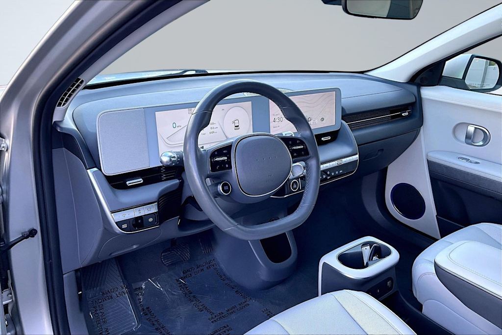 Thumbnail: 2023 Hyundai Ioniq 5 - 2