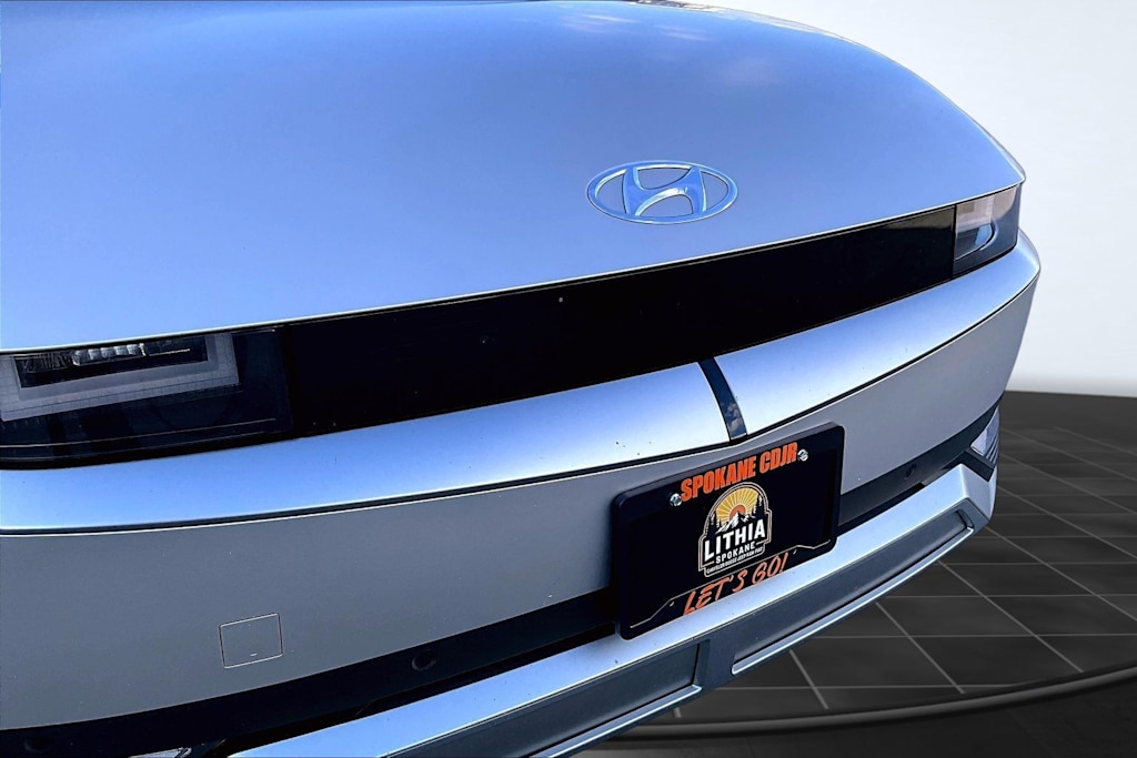 Thumbnail: 2023 Hyundai Ioniq 5 - 33
