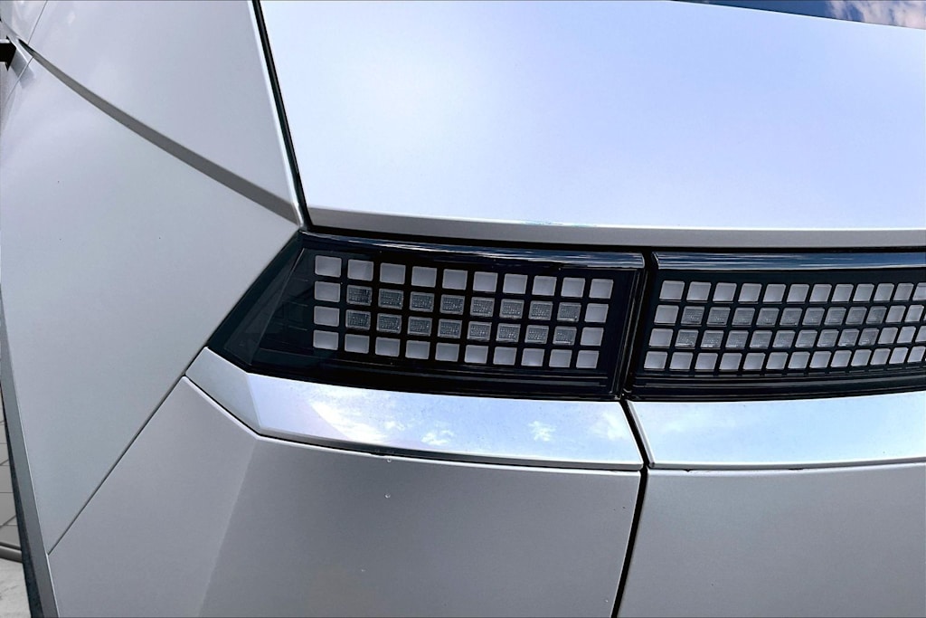 Thumbnail: 2024 Hyundai Ioniq 5 - 32