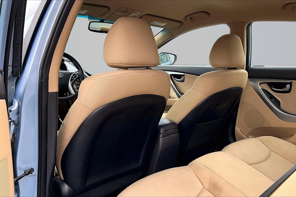 Thumbnail: 2012 Hyundai Elantra - 13