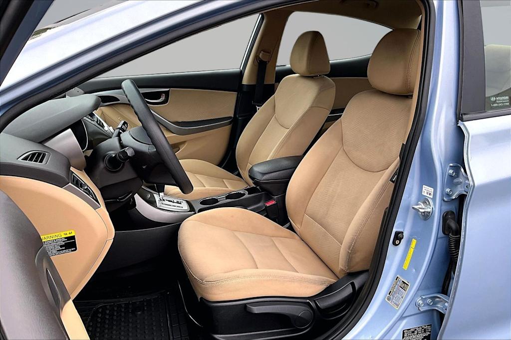 Thumbnail: 2012 Hyundai Elantra - 11
