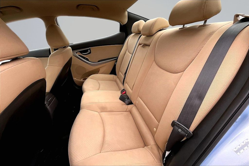 Thumbnail: 2012 Hyundai Elantra - 21