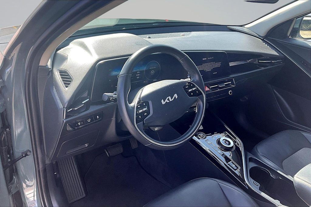 Thumbnail: 2023 Kia Niro - 2