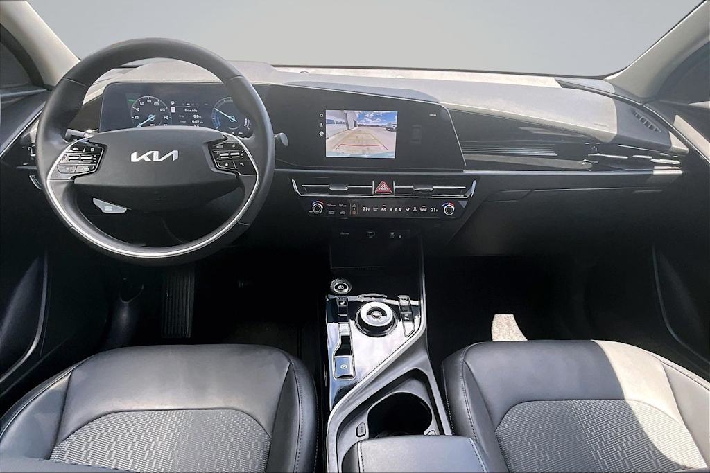 Thumbnail: 2023 Kia Niro - 10