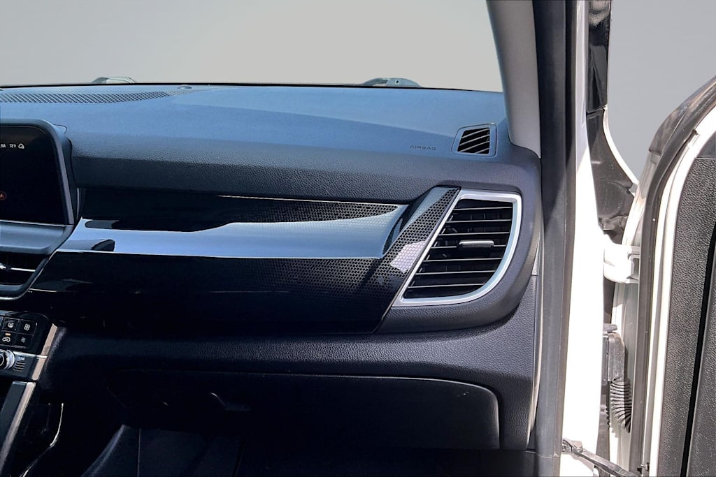 Thumbnail: 2024 Kia Seltos - 24