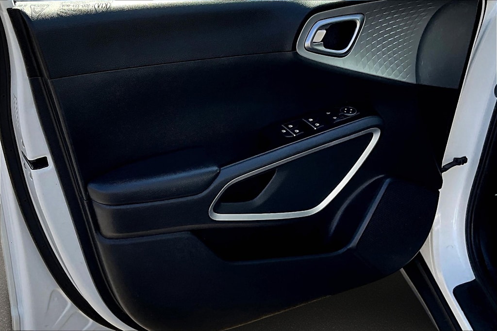 Thumbnail: 2021 Kia Soul - 28