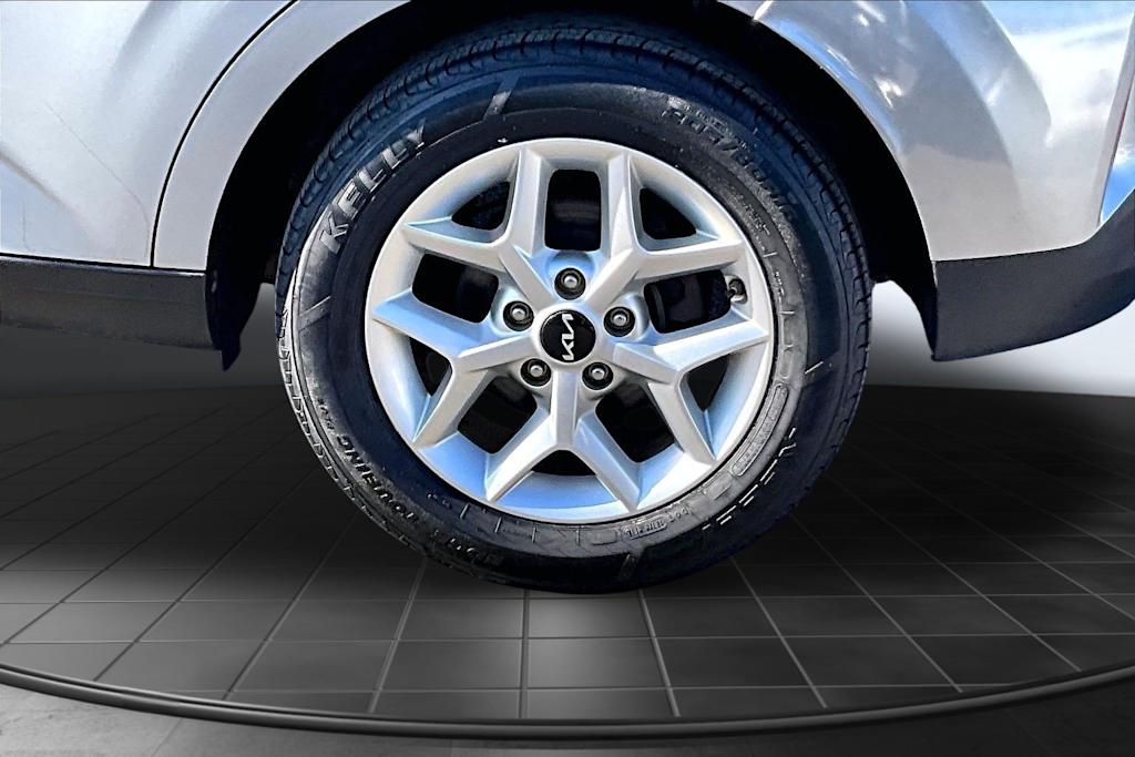 Thumbnail: 2023 Kia Soul - 36