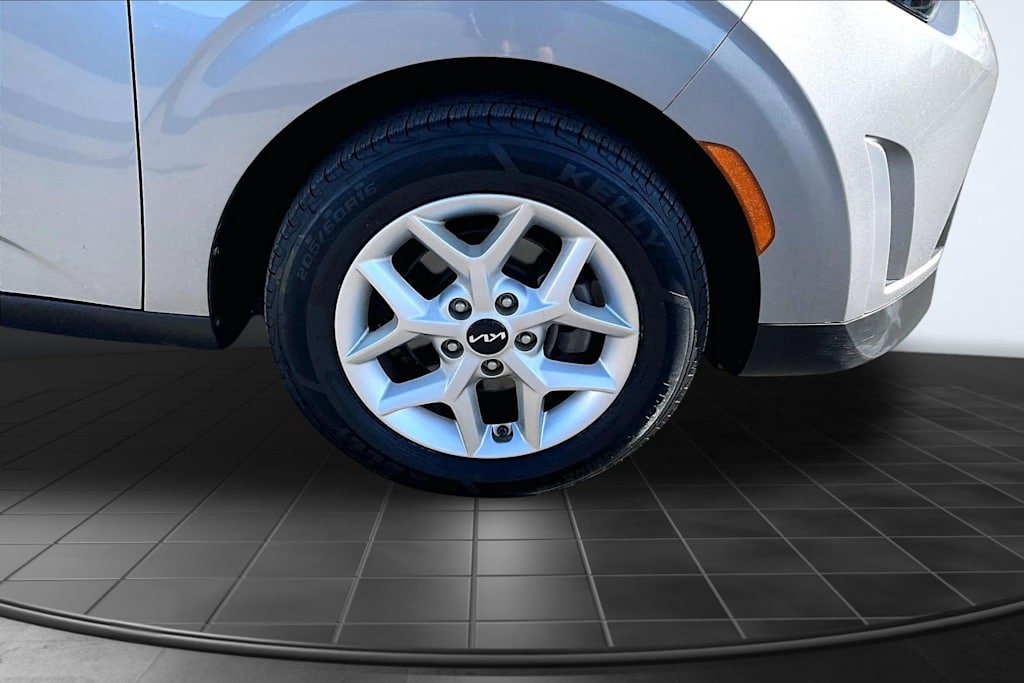 Thumbnail: 2023 Kia Soul - 34