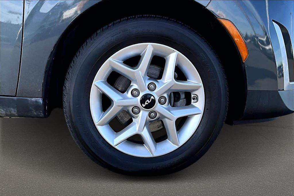 Thumbnail: 2023 Kia Soul - 34