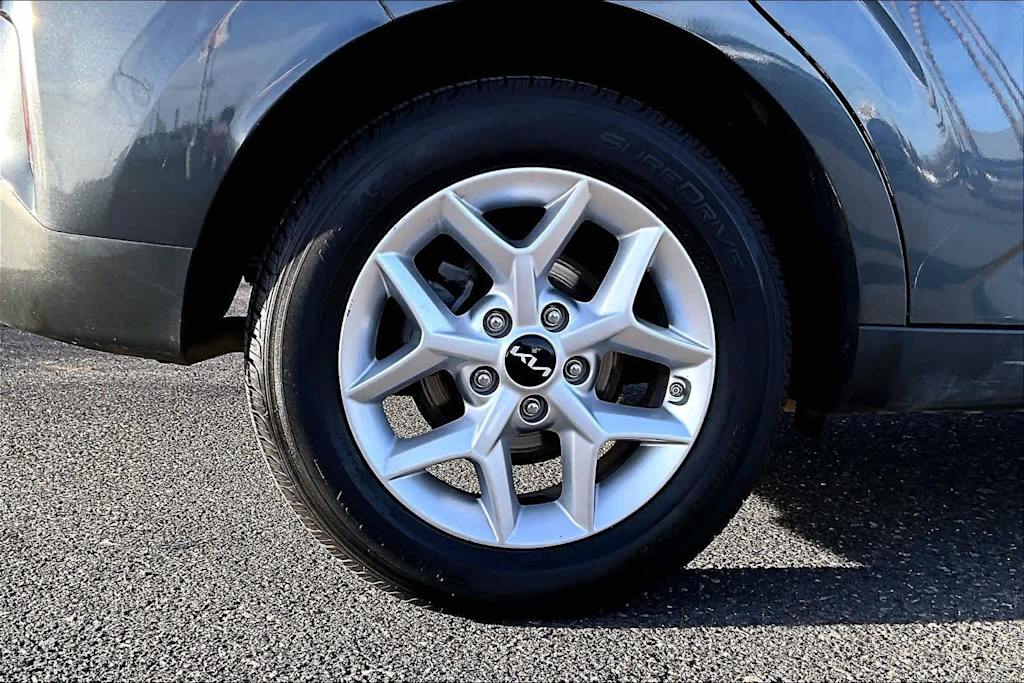 Thumbnail: 2023 Kia Soul - 35